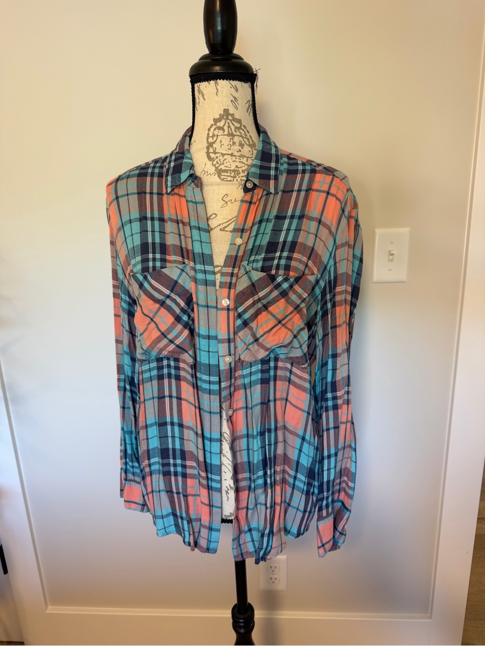 Express Plaid Button-Up Shirt